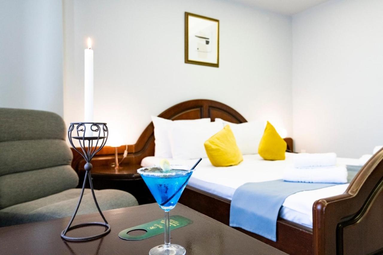 קונסטנצה Hotel Randy מראה חיצוני תמונה
